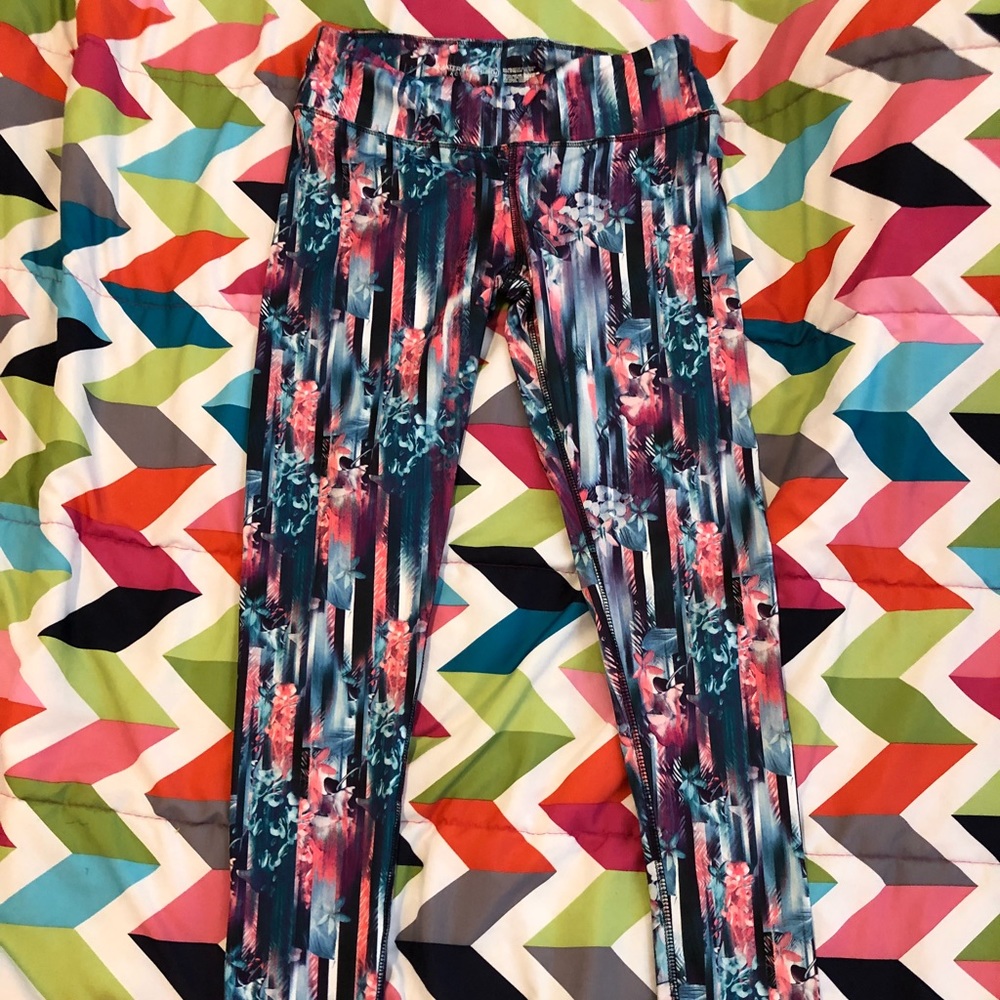 Athletic leggings